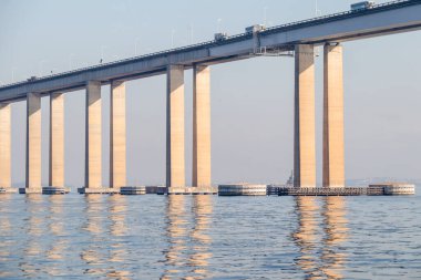Rio de Janeiro Brezilya 'daki Rio Niteroi köprüsü.