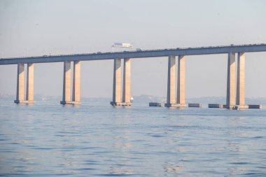 Rio de Janeiro Brezilya 'daki Rio Niteroi köprüsü.