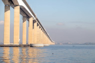Rio de Janeiro Brezilya 'daki Rio Niteroi köprüsü.