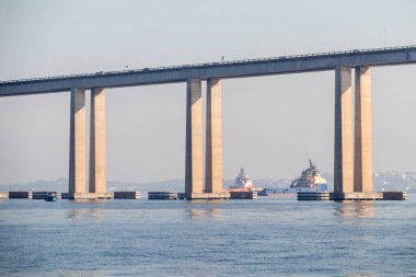 Rio de Janeiro Brezilya 'daki Rio Niteroi köprüsü.