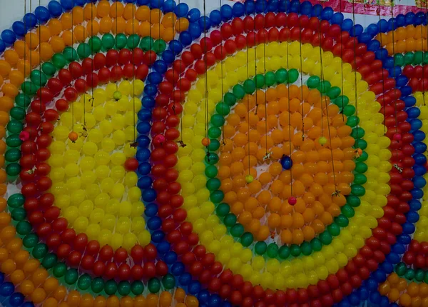 Balões Coloridos Aranged Circularmente Para Arma Feira — Fotografia de Stock