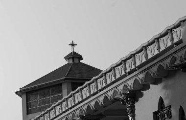 20.10.2022, Raiganj, Batı Bengal, Hindistan. Raiganj 'daki Aziz Joseph Katedrali' nin yan manzarası..