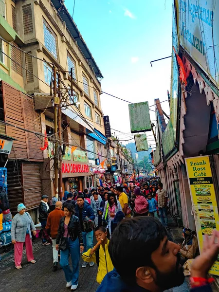Darjeeling West Bengal Indie Lidé Procházející Ulicemi Darjeeling Mall Road — Stock fotografie