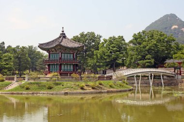 Seul, Güney Kore - 09 Haziran 2023: Güney Kore 'deki Seul, Kore İmparatorluk Sarayı' ndaki binalardan biri