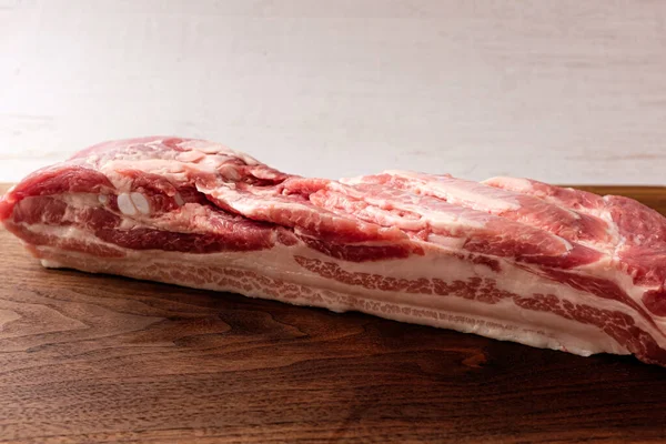 Carne Porco Fatias Grossas Barriga Porco Inteira — Fotografia de Stock