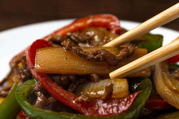 Roergebakken Chili Japchae Met Chinees Vlees Groenten — Stockfoto