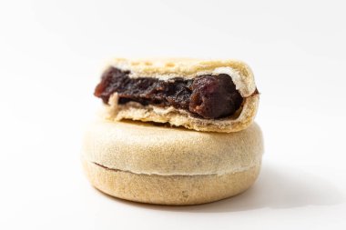 Beyaz arkaplanda Monaka