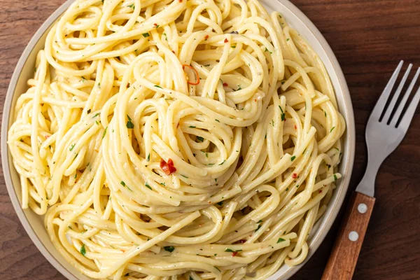 Makaron Aglio Olio Spaghetti Czosnkiem Oliwą Oliwek — Zdjęcie stockowe
