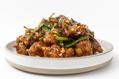 Beyaz arkaplanda Çin tarzı Kkanpunggi