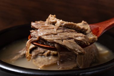 Biftek Biftek Biftek Başlı Et Çorbası 'nda Biftek Kafa Etli Bir Yemek