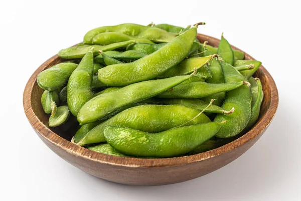Beyaz arkaplanda Edamame