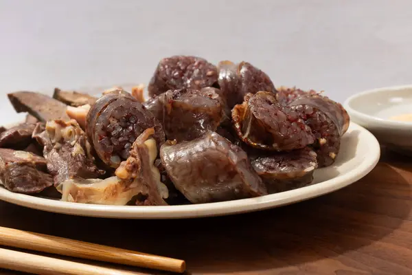 Sundae, a type of Korean street food, and various pork intestines