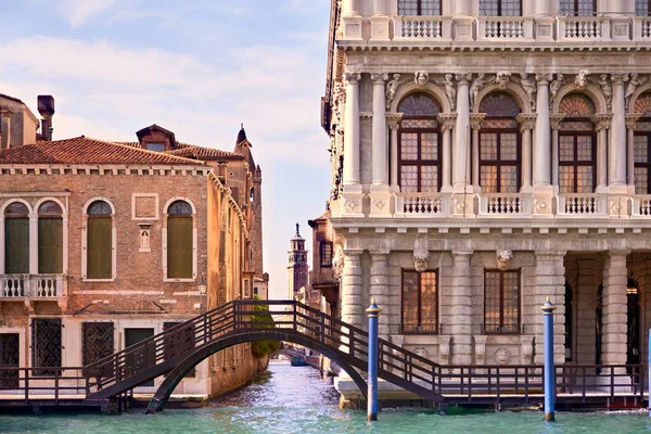 Romântico Veneza Ponte Sobre Canal Rezzonico Tranquilo Dorsoduro Parte Veneza — Fotografia de Stock