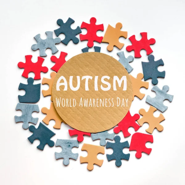 Autisme World Awareness Day Tekst Ambachtelijke Papieren Cirkel Frame Gemaakt — Stockfoto