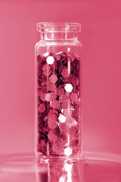 Glitter Produkt Tonas Viva Magenta Färg 2023 Glitter Transparent Flaska — Stockfoto