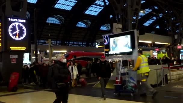 Mailand Italien Dezember 2022 Der Mailänder Hauptbahnhof Inneren Des Panoramablick — Stockvideo
