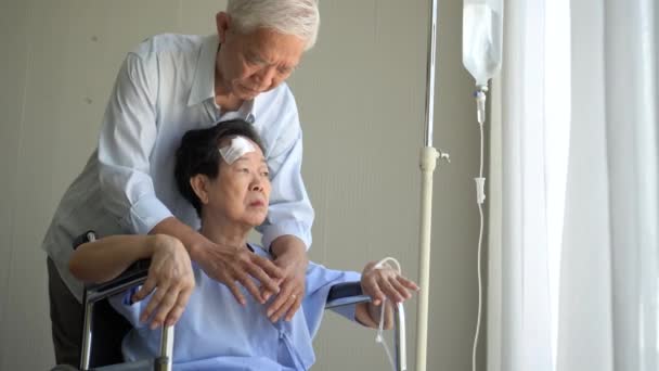 Hopeless Injured Wife Wheelchair Hospital Very Bad Condition Sad Senior — Stockvideo