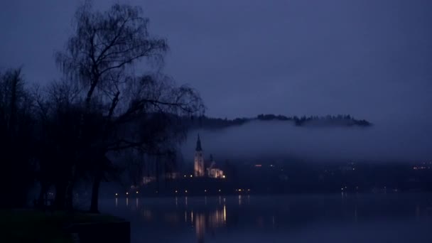 Bled Lake Slovania Landmark Castle Church Ilha Luz Noite Iluminada — Vídeo de Stock