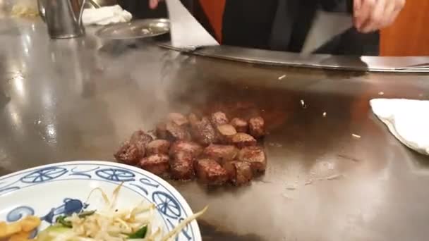 Kobe Μοσχάρι Μπριζόλα Tepanyaki Μαγείρεμα Μαρμάρινο Βόειο Κρέας Ιαπωνικό Στυλ — Αρχείο Βίντεο
