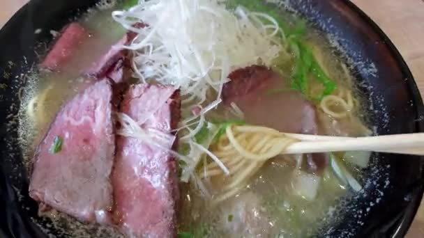 Wagyu Βοδινό Αλάτι Καθαρή Σούπα Ράμεν Ψητό Κρέας Tajima Πάνω — Αρχείο Βίντεο