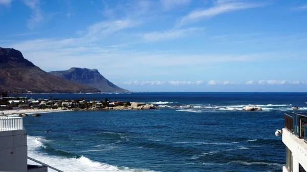 南アフリカの休暇ケープタウンの近くクリトンビーチ南大西洋の海側の旅行休暇休暇 — ストック写真