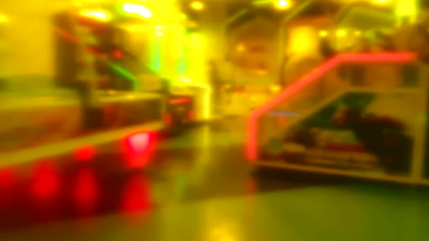 Giallo Neon Sfocatura Gioco Centro Gioco Arcade Divertimento Energico Area — Video Stock