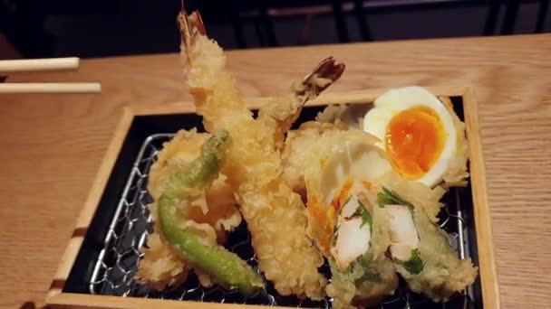 Hand Chopsticks Eating Assorted Set Tempura Shrimp Vegetable Egg — Stock Video