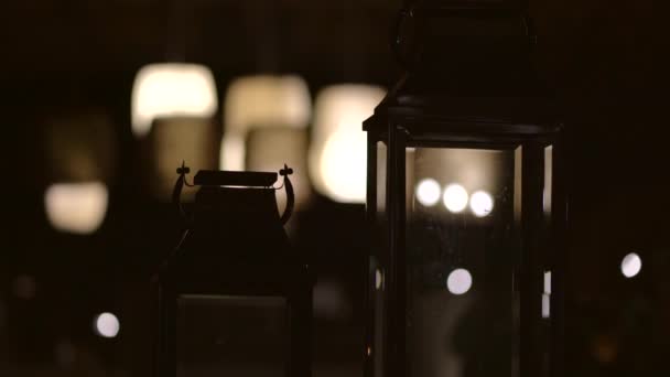Украшение Старинном Стиле Стеклянная Лампа Светится Ночью Довольно Красивая Ночь — стоковое видео