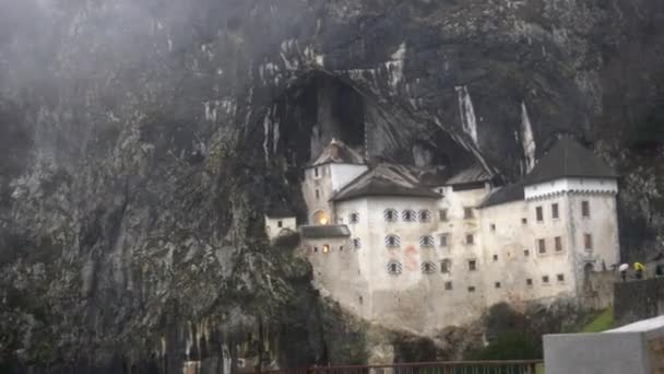Predjama Castlecliff Edge Hito Eslovenia Hermosa Atracción Histórica — Vídeos de Stock