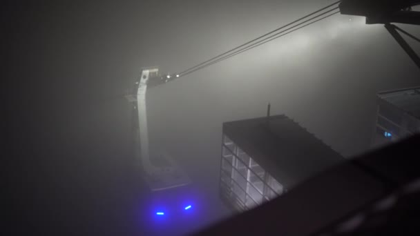 Hakodate Ropeway Por Noche Con Niebla Nublada Mala Visión Del — Vídeo de stock