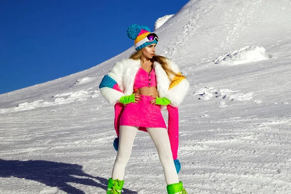 Beautiful Sexy Woman Wearing White Fur Winter Hat Scarf Winter — Fotografia de Stock