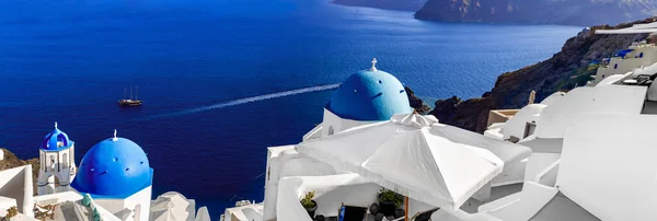 Σαντορίνη Ελλάδα Εκπληκτική Θέα Των Γαλάζιων Κυκλάδων Και Της Θάλασσας — Φωτογραφία Αρχείου