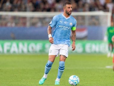 Atina, Yunanistan - 16 Ağustos 2023: Manchester City Kyle Walker 'ın oyuncusu UEFA Süper Kupa Finali' nde Manchester City ile Sevilla arasında oynanan Stadyum Karaiskakis, Pire 'de maç yapıyor