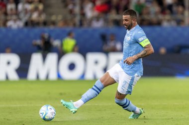 Atina, Yunanistan - 16 Ağustos 2023: Manchester City Kyle Walker 'ın oyuncusu UEFA Süper Kupa Finali' nde Manchester City ile Sevilla arasında oynanan Stadyum Karaiskakis, Pire 'de maç yapıyor