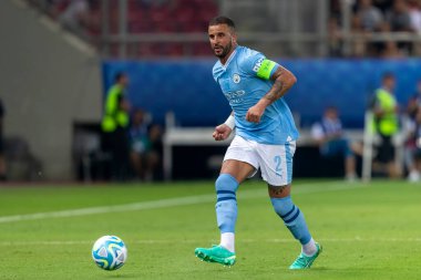 Atina, Yunanistan - 16 Ağustos 2023: Manchester City Kyle Walker 'ın oyuncusu UEFA Süper Kupa Finali' nde Manchester City ile Sevilla arasında oynanan Stadyum Karaiskakis, Pire 'de maç yapıyor