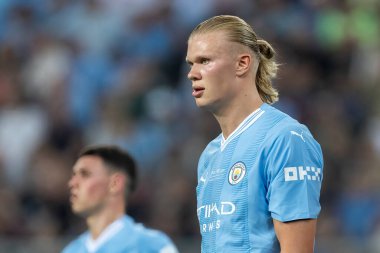 Atina, Yunanistan - 16 Ağustos 2023: Manchester City Erling Haaland 'ın oyuncusu Manchester City ile Sevilla arasında oynanan UEFA Süper Kupa Finali' nde eylem halinde