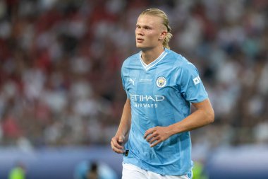 Atina, Yunanistan - 16 Ağustos 2023: Manchester City Erling Haaland 'ın oyuncusu Manchester City ile Sevilla arasında oynanan UEFA Süper Kupa Finali' nde eylem halinde