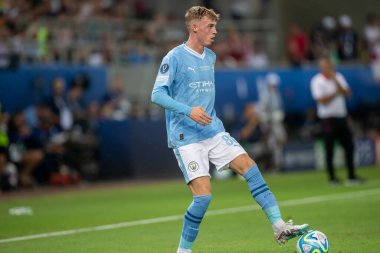 Atina, Yunanistan - 16 Ağustos 2023: Manchester City 'de oynanan UEFA Süper Kupa Finali' nde Manchester City ile Sevilla arasında oynanan karşılaşmada Manchester City Cole Palmer 'ın oyuncusu