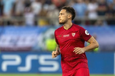 Atina, Yunanistan - 16 Ağustos 2023: Lucas Ocampos 'un oyuncusu UEFA Süper Kupa Finali' nde Manchester City ile Sevilla arasında oynanan Stadyum Karaiskakis, Pire 'de maç yapıyor