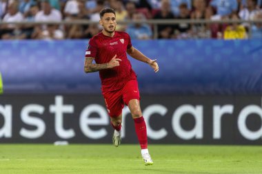 Atina, Yunanistan - 16 Ağustos 2023: Lucas Ocampos 'un oyuncusu UEFA Süper Kupa Finali' nde Manchester City ile Sevilla arasında oynanan Stadyum Karaiskakis, Pire 'de maç yapıyor
