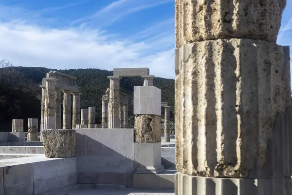 ギリシャのヴェルギナ 2024年1月5日 16年間の修復を経て エイガイの宮殿 宮殿はアレクサンダー大王がマケドニア人の王に戴冠した場所です ストック画像