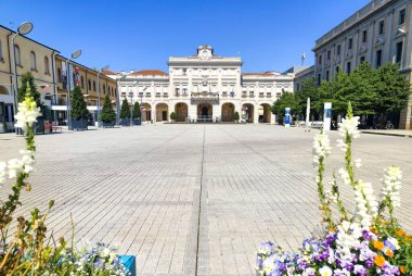 San Dona di Piave e Piazza Indipendenza durante giornata di only estivo
