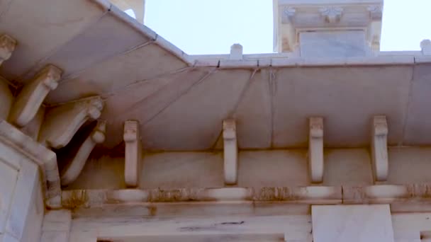 2022年10月22日にインドのジャスワント ジョードプル ラジャスタン州でフラットアングルビデオから分離されたヴィンテージの白い大理石の窓の芸術デザイン — ストック動画