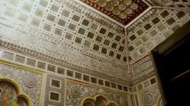 King Palace 'dan Sheesh Mahal ya da Mehrangarh Fort Jodhpur Rajasthan' da çekilen farklı açılı videolardan..