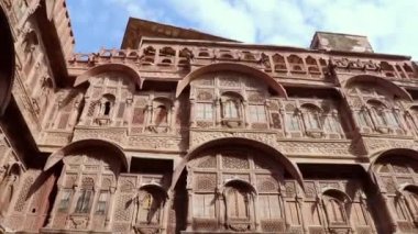 Fort Exterior Vintage gündüz farklı perspektiften çekilen video mehrangarh Fort Jodhpur Rajasthan Hindistan 'da çekildi..