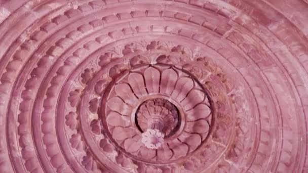 Ancien Temple Hindou Dôme Intérieur Architecture Sous Angle Unique Jour — Video