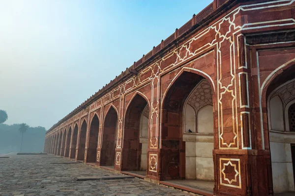Humayun Tomb Exterior View Misty Morning Unique Perspective — Stock Photo, Image
