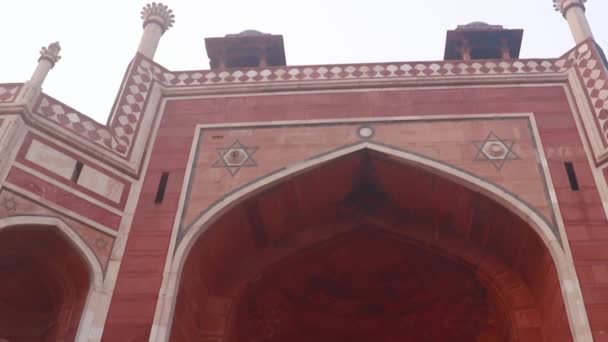 Tumba Humayun Manhã Enevoada Tiro Perspectiva Única Tomada Índia Delhi — Vídeo de Stock