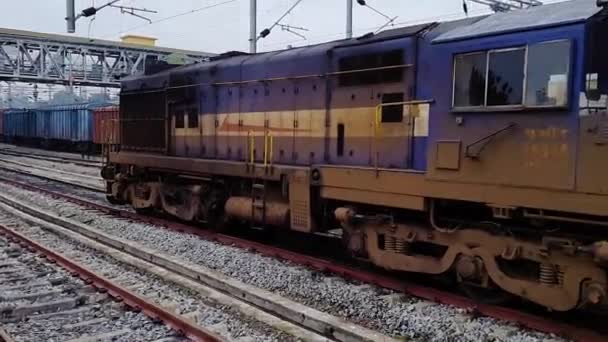 Train Engine Indian Railway Parked Tracks Day Different Angle Video — Stock Video