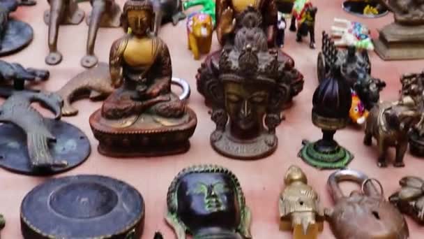 Handcrafted Statue Selling Local Shop Flat Angle — Stock Video